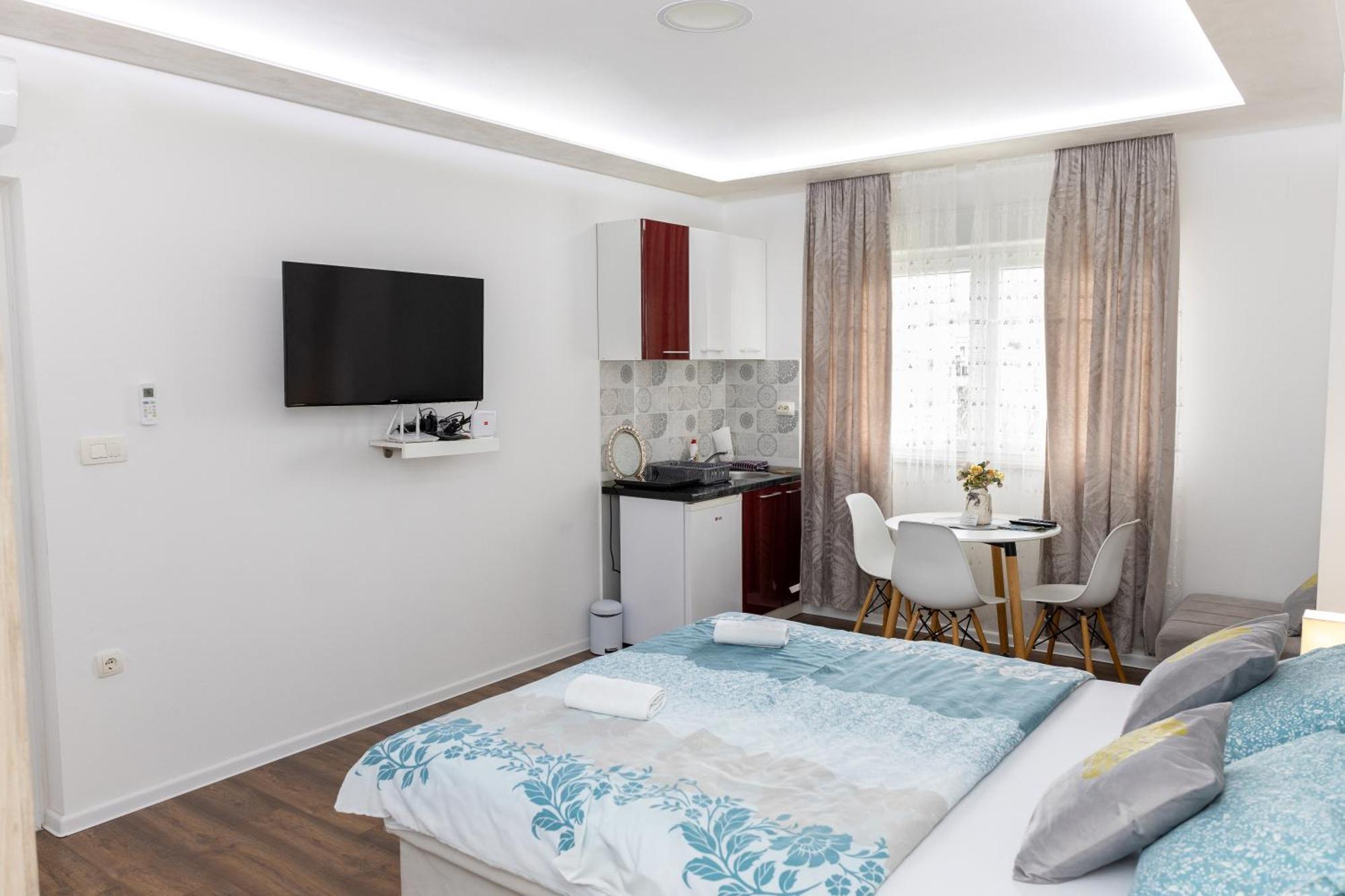 טרביניה Apartmani Hm מראה חיצוני תמונה